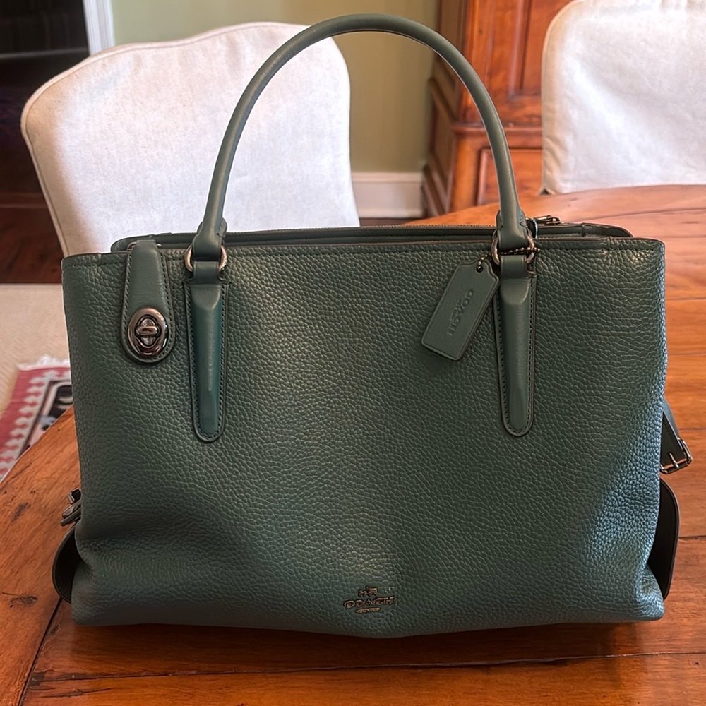 Coach Brooklyn Carryall 34 Bag